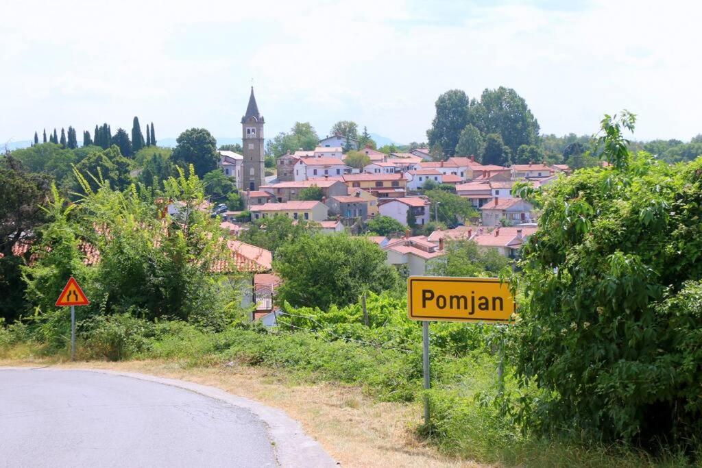 Apartma Oljka Pomjan Šmarje Kültér fotó